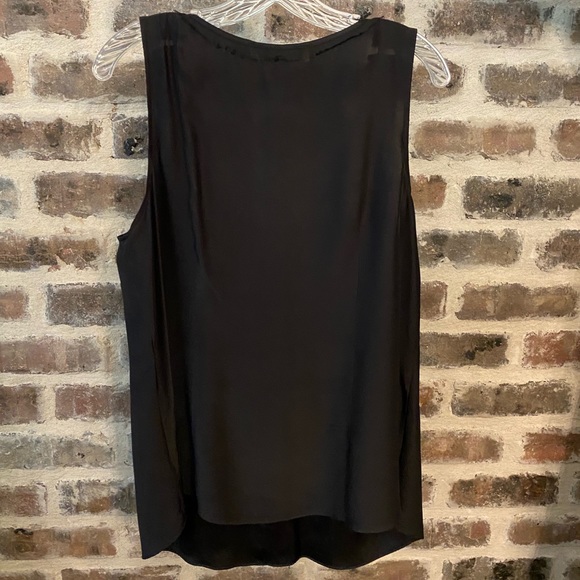 White House Black Market Tank - XL - Picture 2 of 3